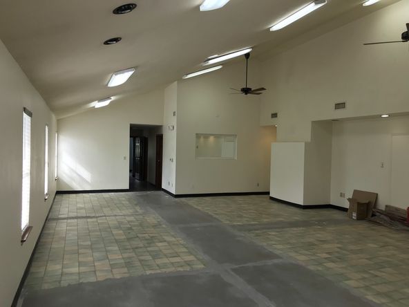 Office For Lease: 7220 W University Avenue, Gainesville, FL 32607